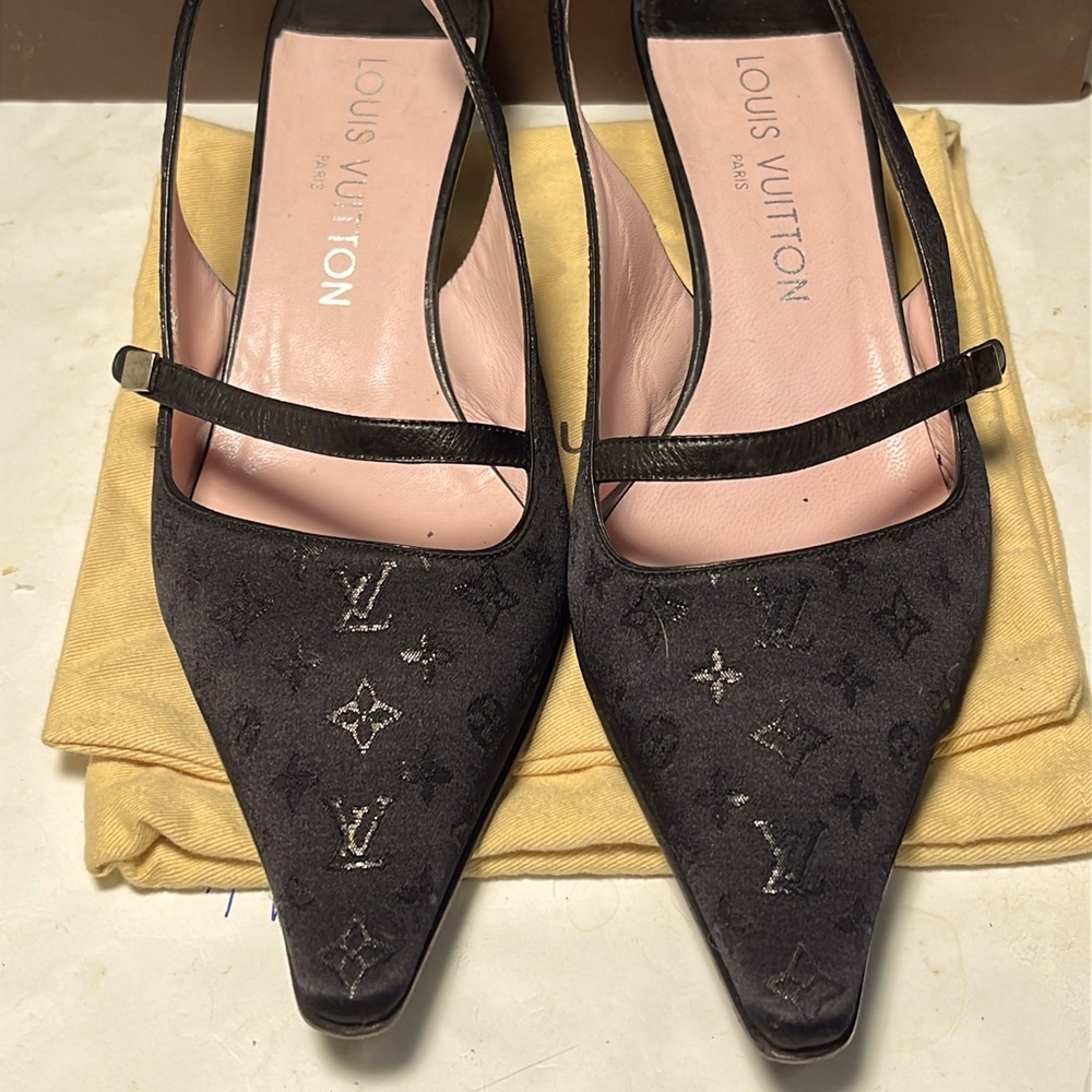 Louis Vuitton Vintage Black Monogram Satin Slingback Heels USA size 6.5.